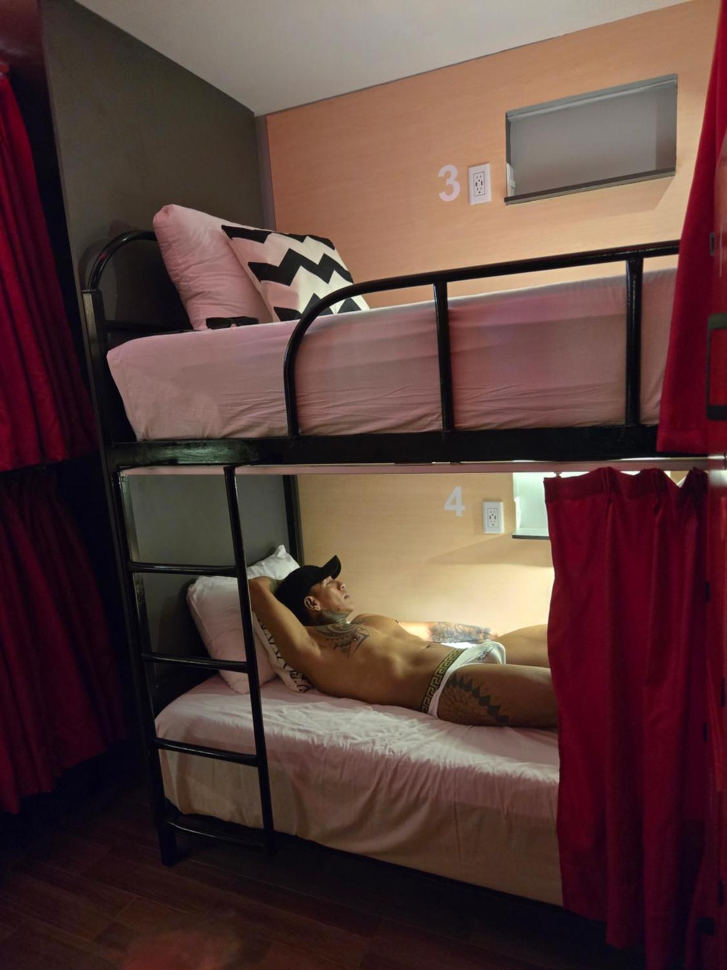 Spartacus Hostel Boutique For Men Puerto Vallarta Exteriér fotografie
